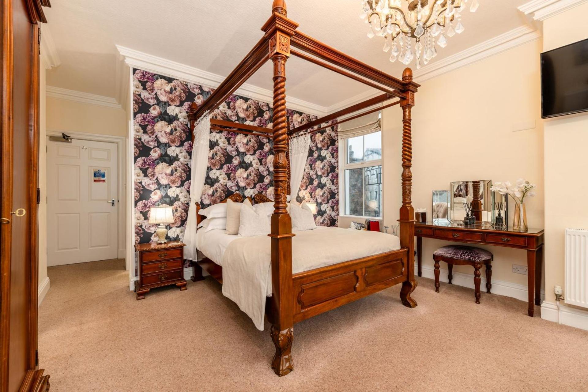 Wheatlands Lodge-Windermere - Guest House Of The Year 2024 - Adult Only - Free Car Park Kültér fotó